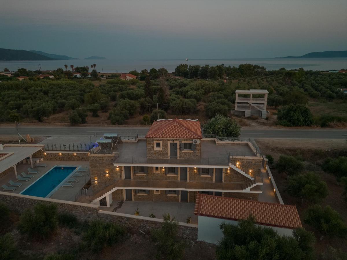 Lithos Suites Финикунда Экстерьер фото