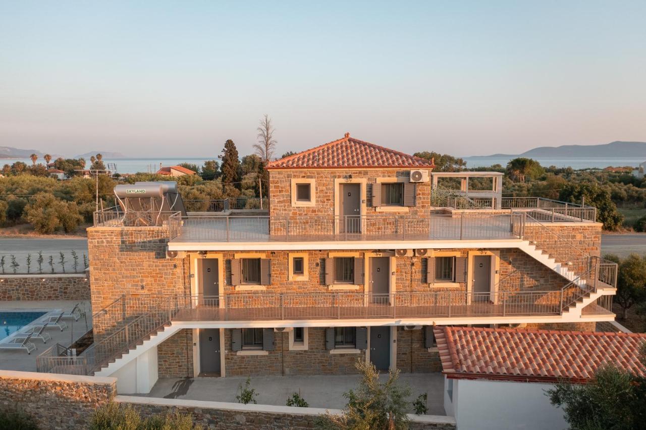 Lithos Suites Финикунда Экстерьер фото