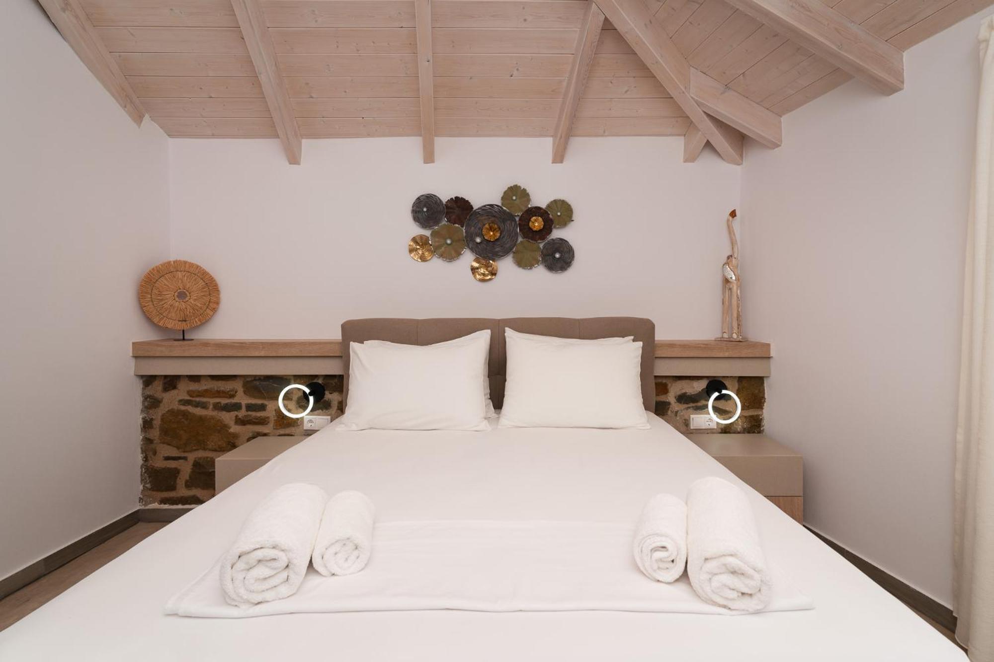 Lithos Suites Финикунда Экстерьер фото